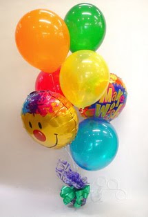  Ankara hediye iek yolla  17 adet uan balon ve kk kutuda ikolata